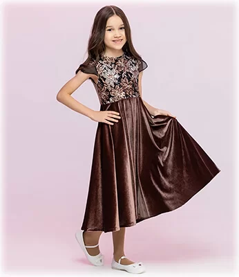 Платье нарядное 