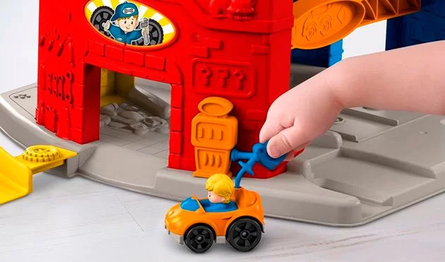 Игровой центр Fisher-price "Город в горах" 2 в 1