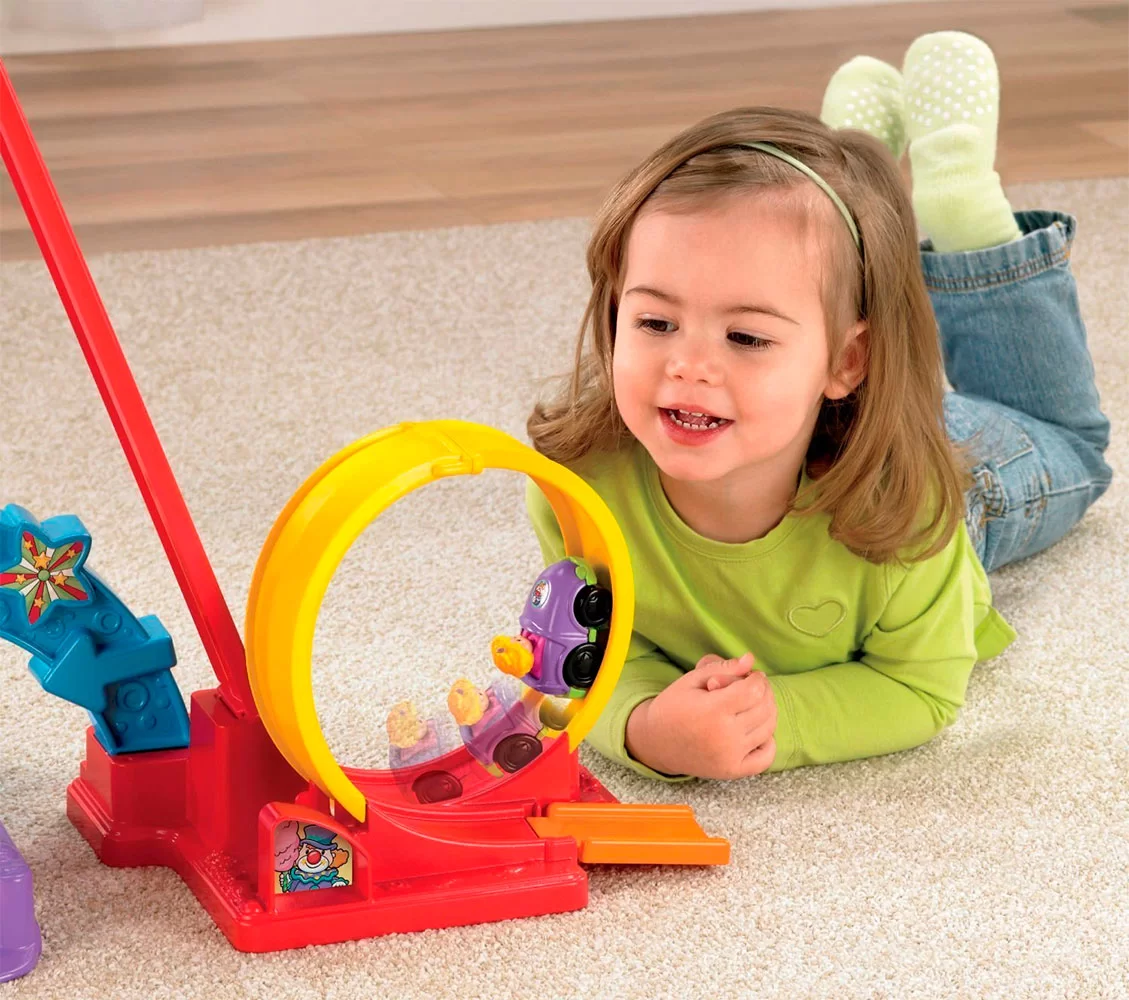 Игровой центр гараж-паркинг Fisher-price "Мертвая петля"