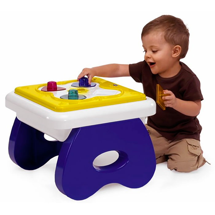 Музыкальный игровой столик Chicco 3 в 1